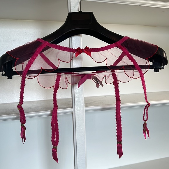Agent Provocateur Fuchsia Pink Red Lorna Suspender - 6 - Picture 7 of 7